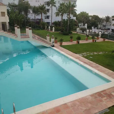 Casa Amarillo Holiday home Marbella